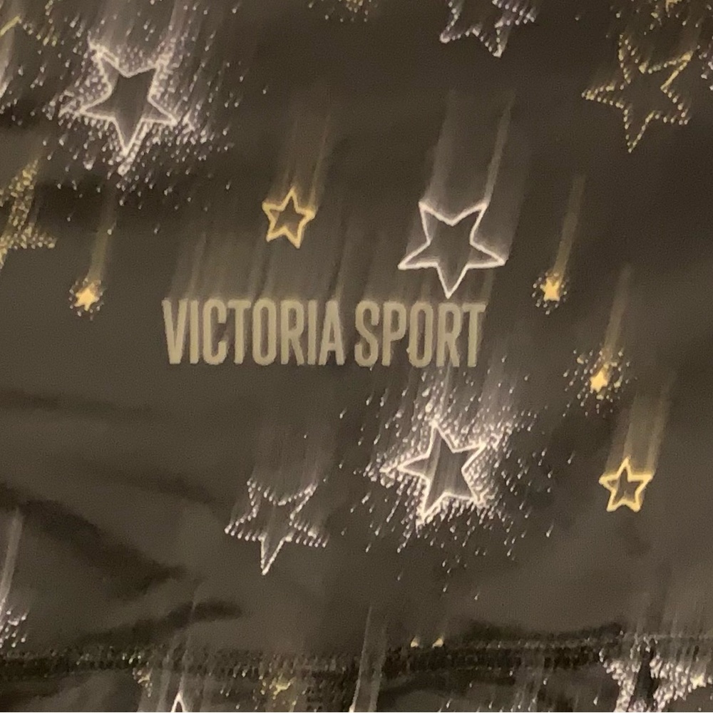 Victoria Secret 7/8 leggings. EUC, XL, small pocket in back, STARS gold & silver - Picture 2 of 3